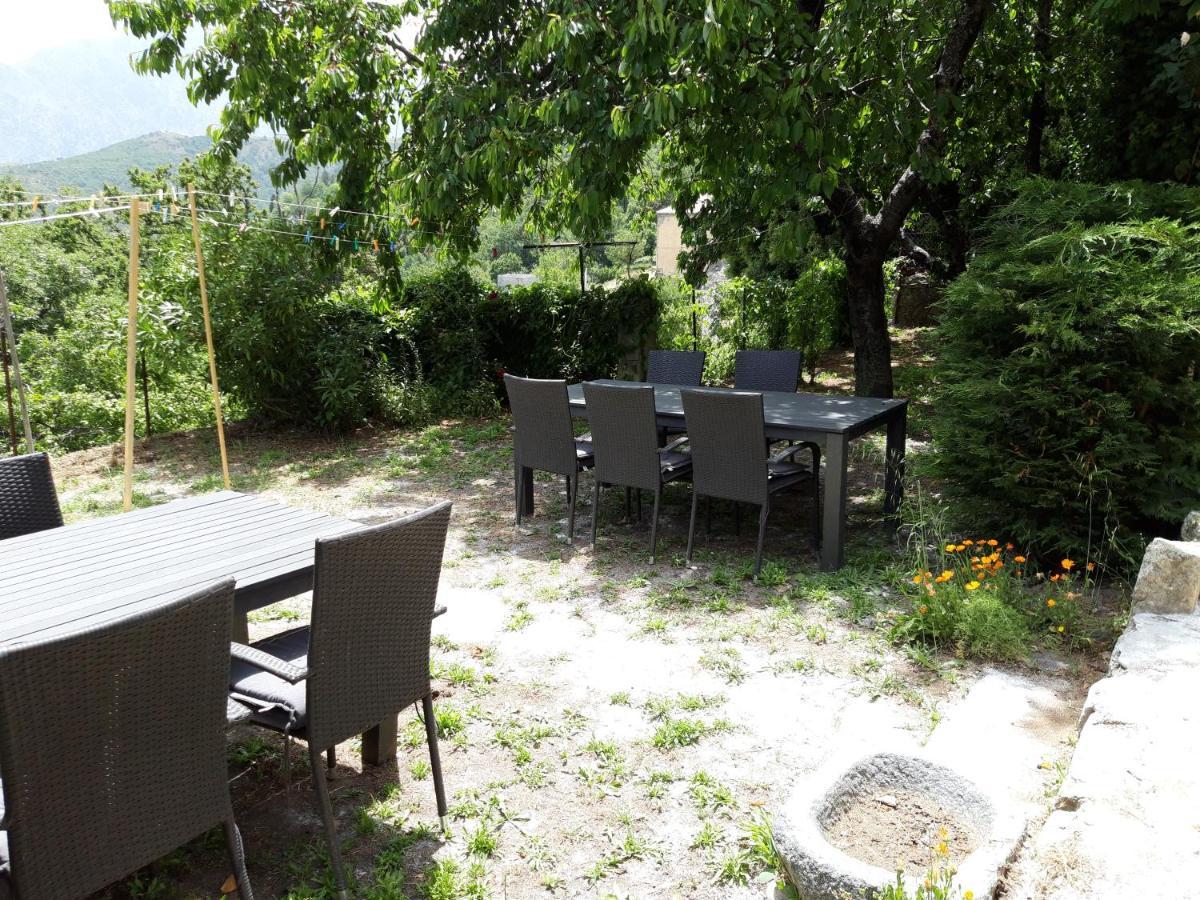 Casa Franceschi Bed & Breakfast Pioggiola Dış mekan fotoğraf