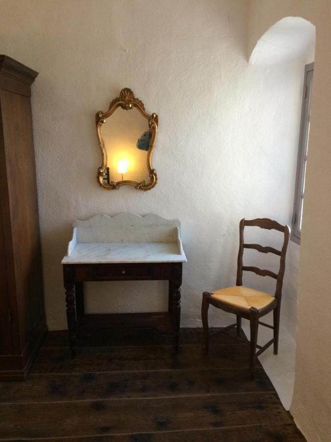 Casa Franceschi Bed & Breakfast Pioggiola Dış mekan fotoğraf